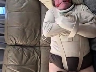 GILF can’t keep her legs closed
