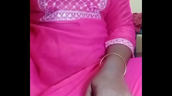 Indian desi aunty hot boobs and licking milk